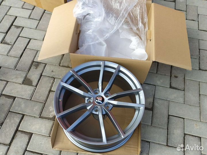 R18/5/112 Pretoria VW Golf R, Passat, Octavia