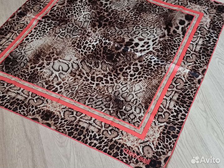Платок Шелковый Roberto Cavalli ручная подшивка