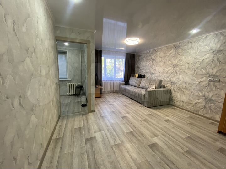 1-к. квартира, 32 м², 1/4 эт.