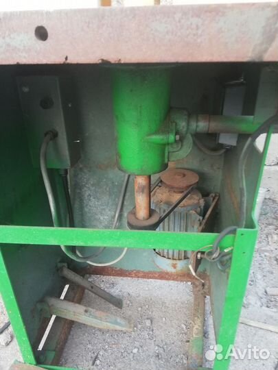 Фрезерный станок