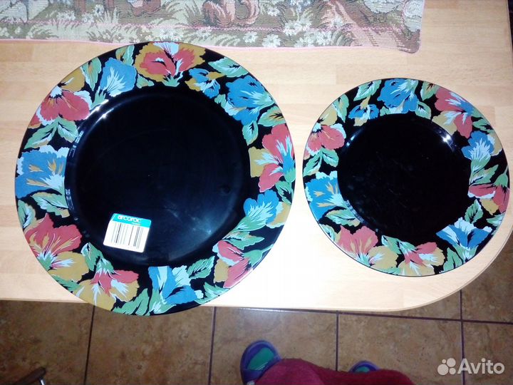 Тарелки пр-во Япония, гдр и Франция и СССР