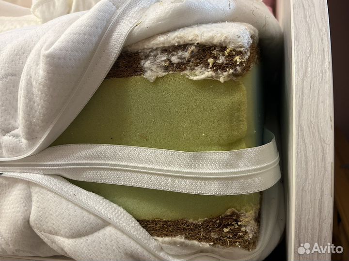 Кровать с ящиками и матрацом 180/80