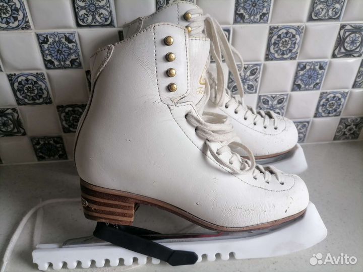 Фигурные коньки jackson freestyle 5 c