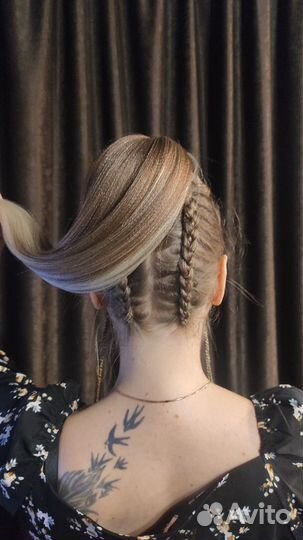 Модель на афрокосы 1500