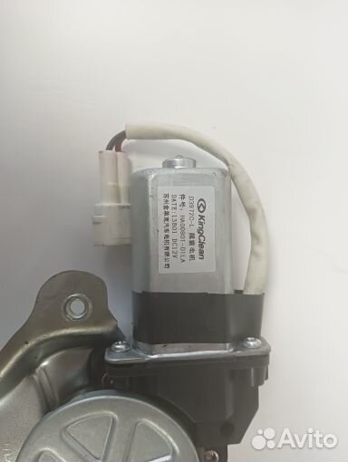 Стеклоподъемник двери зад прав (с мотором) lifan