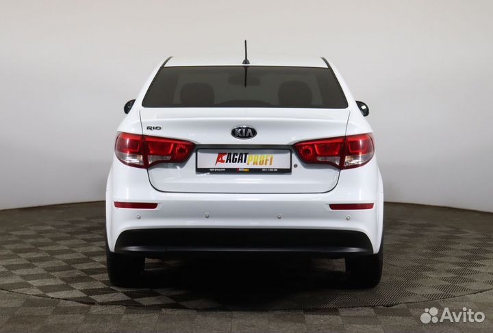 Kia Rio 1.4 AT, 2016, 76 260 км