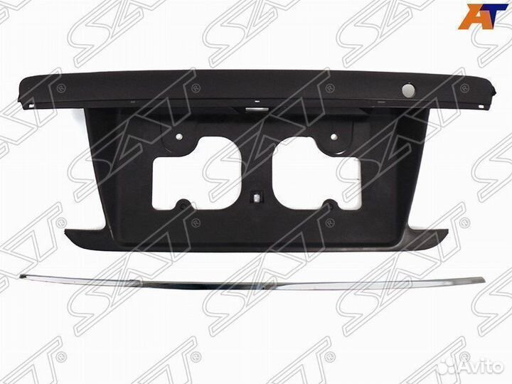 Накладка крышки багажника toyota corolla 04-06