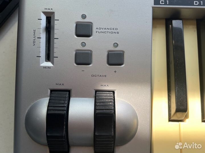 Midi-клавиатура M-Audio Keystation 61es