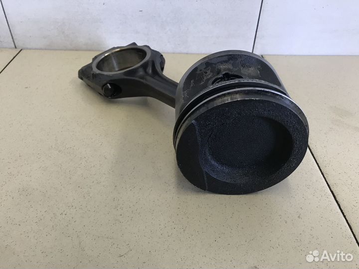 Поршень с шатуном 80/90 B3 1986-1991