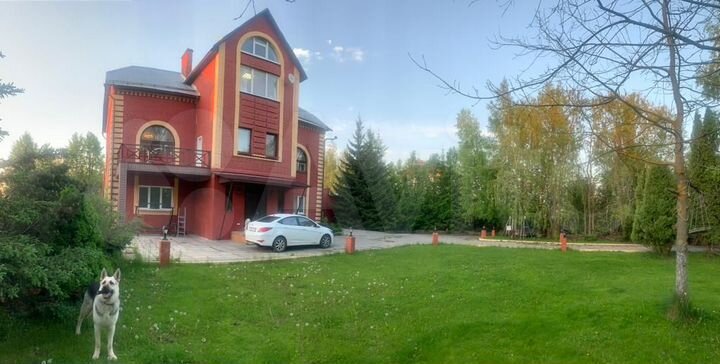 Коттедж 505 м² на участке 26 сот.