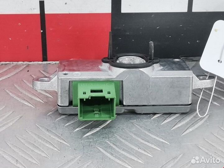 Датчик удара BMW 7 E65/E66/E67 рест. 2006