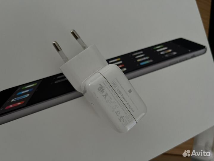 iPad Air 16GB WiFi + Cellular