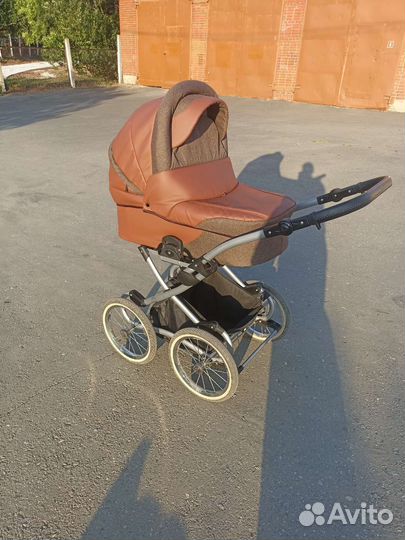 Коляска (шезлонг в подарок)