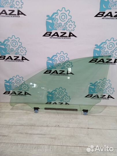 Стекло переднее левое Lexus IS II