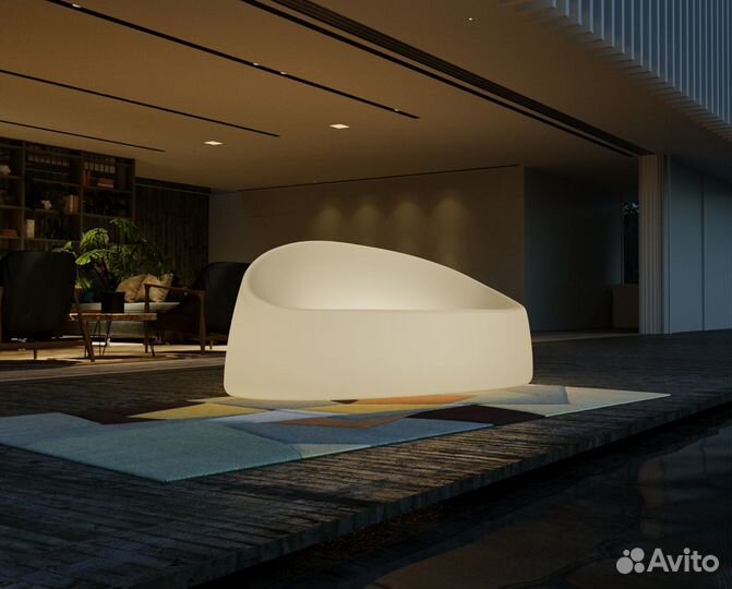 Диван из пластика