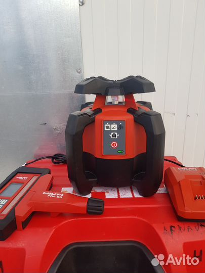 Ротационный нивелир Hilti PR 30 HVS