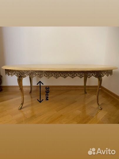 Мраморный стол