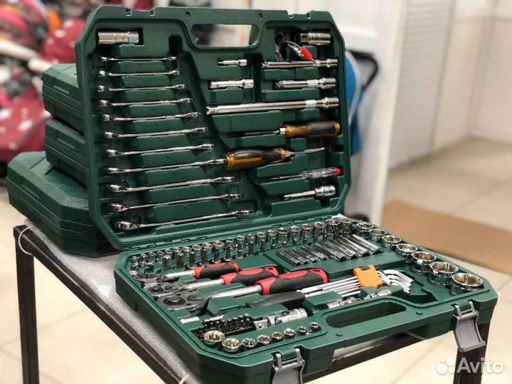 Набор инструментов 121 предмет для ремонтных работ