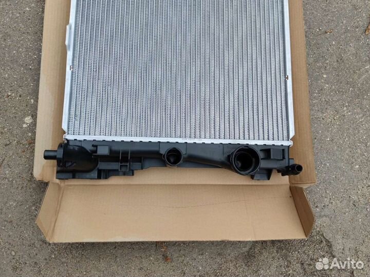 Радиатор охлаждения Мерседес 117 176 246 156