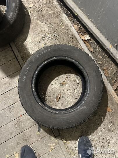 Observe X-10 175/70 R14 84T