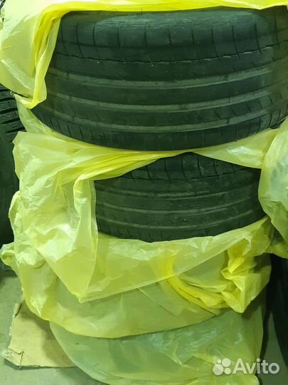 Michelin Pilot Sport Cup 2R 235/35 R19 и 265/35 R19