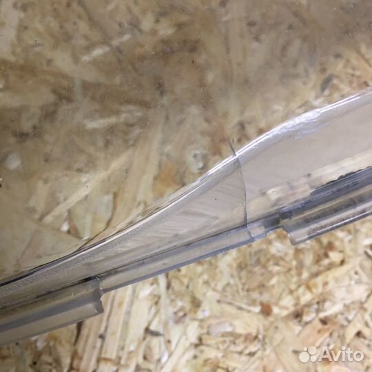 Стекла передних фар Шевроле нива