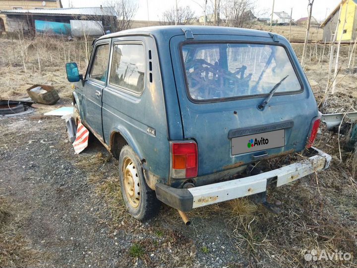 LADA 4x4 (Нива) 1.7 МТ, 2000, 120 000 км