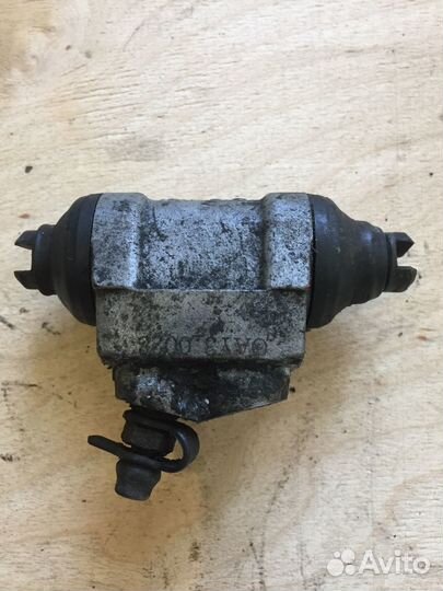 Цилиндр тормозной задний Kia Rio 4 Solaris 2