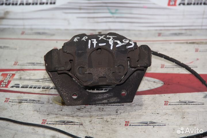 Суппорт зад право c BMW X5 E53 M54B30