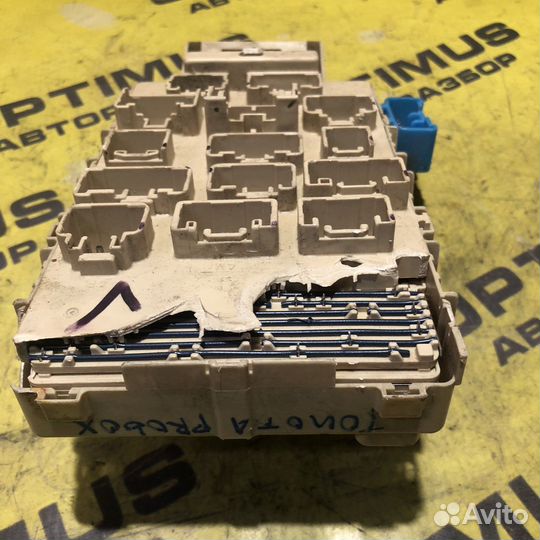 Блок предохранителей Toyota Probox