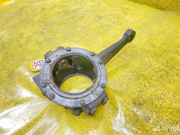 Поворотный кулак передний правый Suzuki Jimny 145379