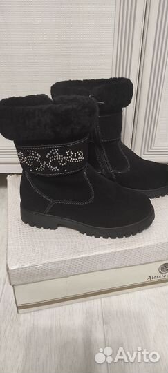 Зимние ботинки для девочек 32 р
