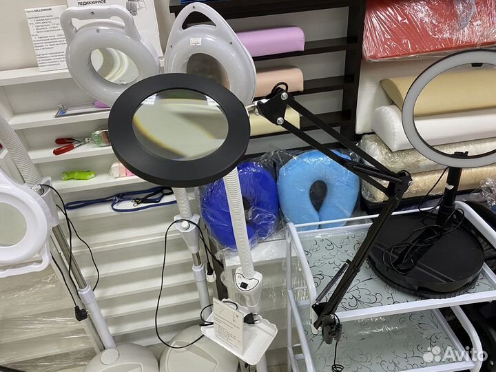 Кольцевая лампа с лупой.Новая