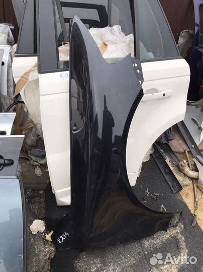 Крыло правое до рестайлинг Туарег 1
