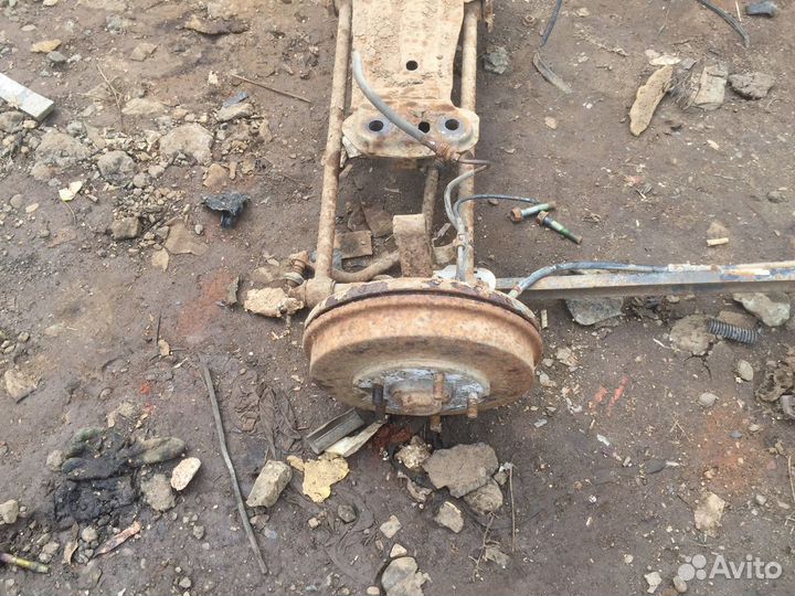 Подрамник задний мазда 626