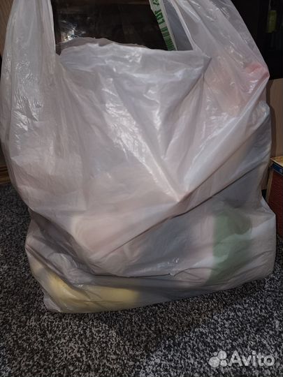 Отдам 3 пакета мягких игрушек