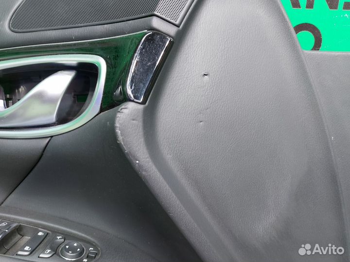 Обшивка двери передняя левая Infiniti Q70 2013