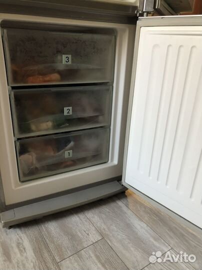 Холодильник liebherr бу