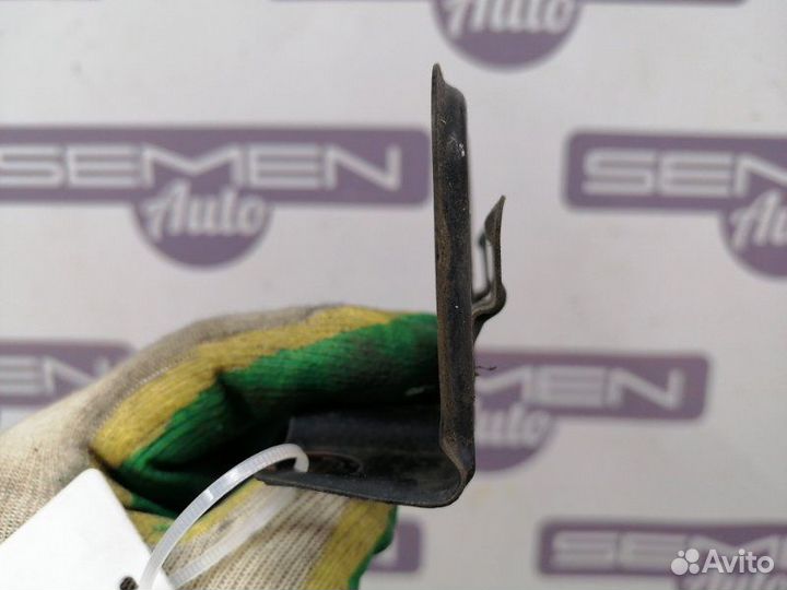 Кронштейн фонаря задний Honda Civic FD1 FD3 FD7