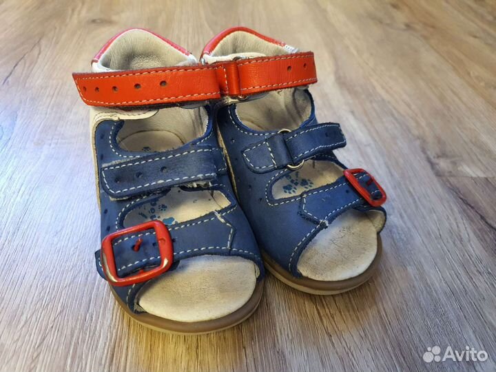 Сандалии детские 18-19-20 размер