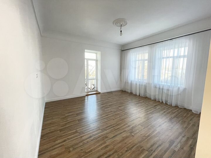 3-к. квартира, 82,4 м², 3/4 эт.