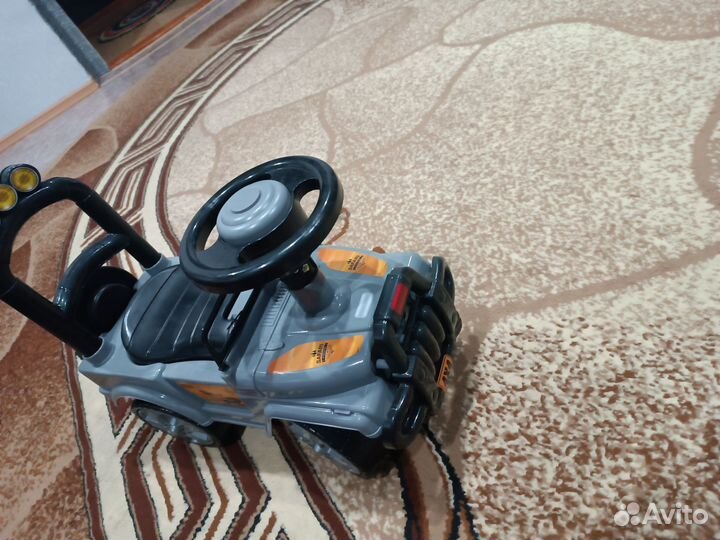 Машинка-каталка