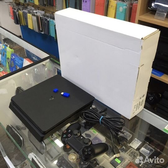 PS4 Slim Прошитая 9.0+18 игр
