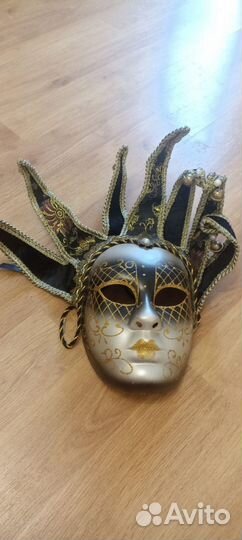 Маска карнавальная