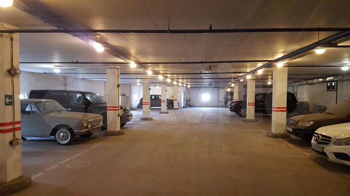 Машиноместо, 19 м²