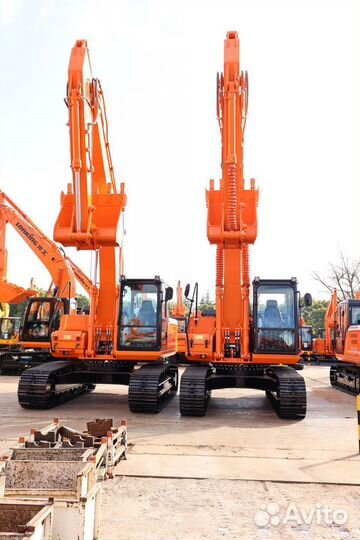Гусеничный экскаватор Lonking CDM6225N, 2023