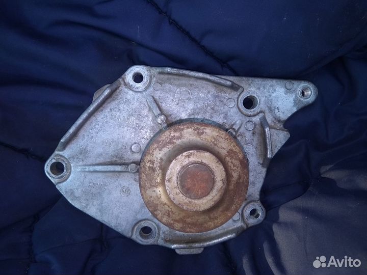 Насос водяной, помпа Renault