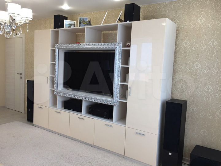 3-к. квартира, 85 м², 12/14 эт.