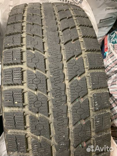 Toyo Observe GSi-6 275/60 R20