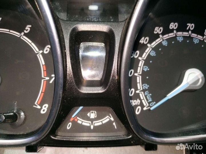 Щиток приборов Форд Фиеста мк6